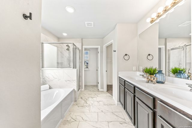 120 Stag Way, Schertz, TX 78108