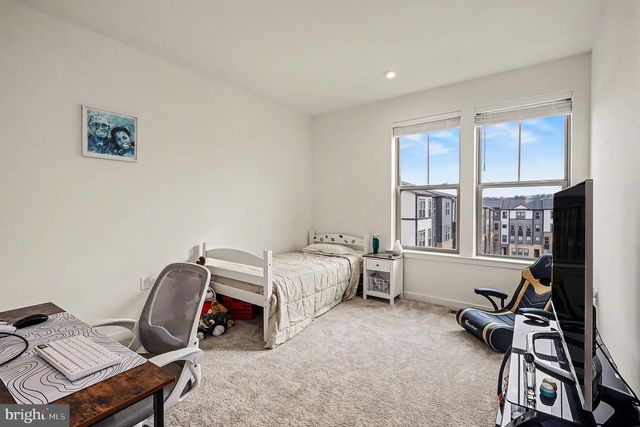 45956 SWALLOW TER, Sterling, VA 20165