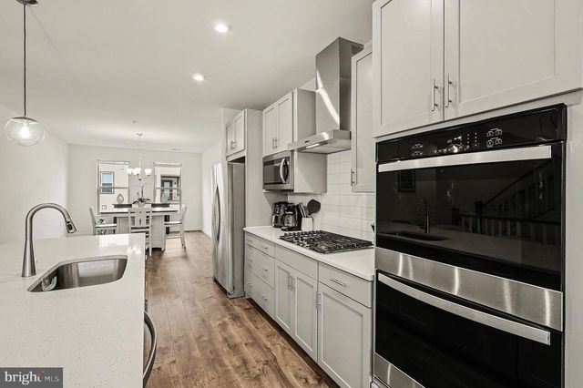 45956 SWALLOW TER, Sterling, VA 20165