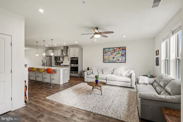 45956 SWALLOW TER, Sterling, VA 20165