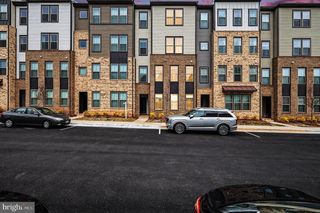 45956 SWALLOW TER, Sterling, VA 20165