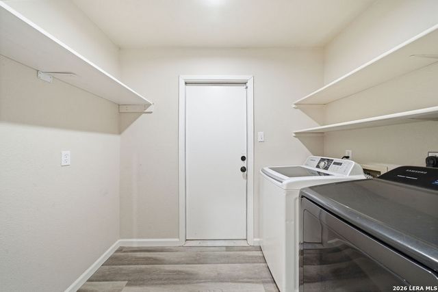 6926 Montgomery Dr, San Antonio, TX 78239