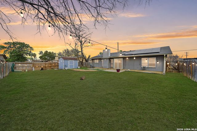 6926 Montgomery Dr, San Antonio, TX 78239