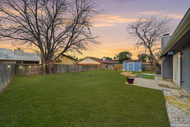 6926 Montgomery Dr, San Antonio, TX 78239