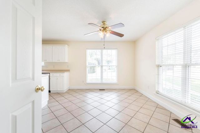 107 River Valley Court, Kathleen, GA 31047