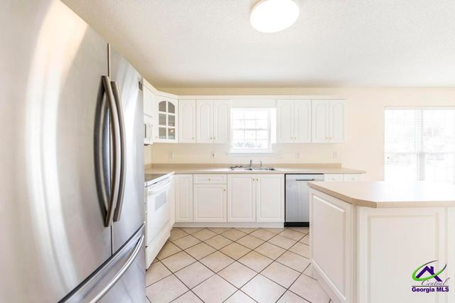 107 River Valley Court, Kathleen, GA 31047