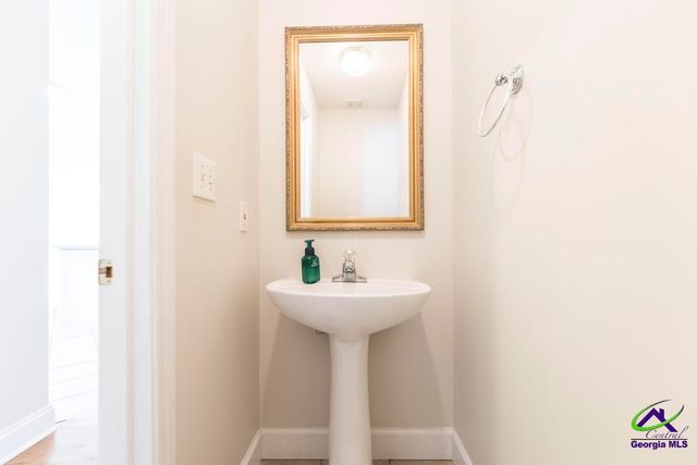 107 River Valley Court, Kathleen, GA 31047