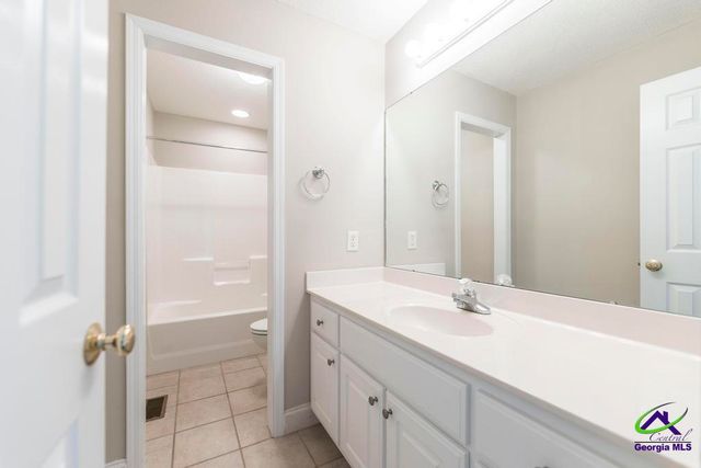 107 River Valley Court, Kathleen, GA 31047