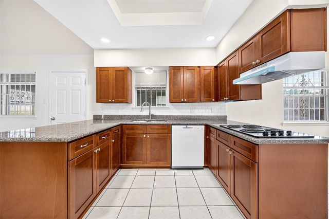 11239 Carvel Lane, Houston, TX 77072