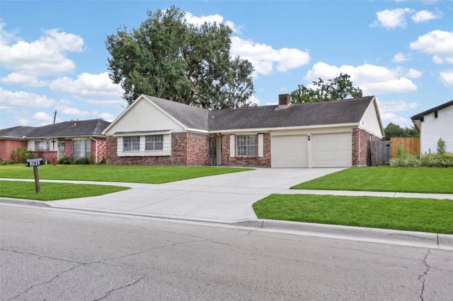 11239 Carvel Lane, Houston, TX 77072