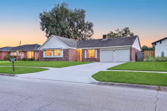 11239 Carvel Lane, Houston, TX 77072