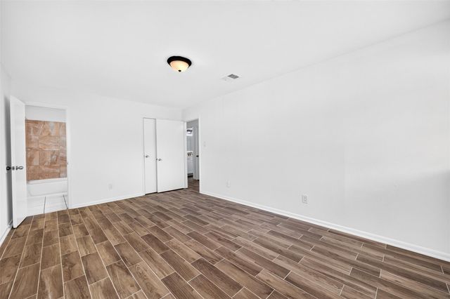 11239 Carvel Lane, Houston, TX 77072
