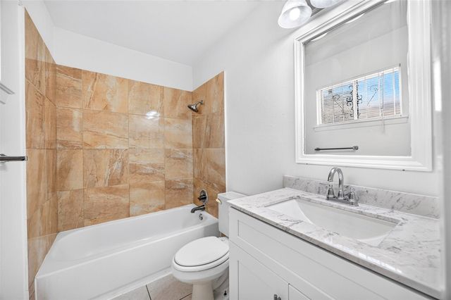 11239 Carvel Lane, Houston, TX 77072