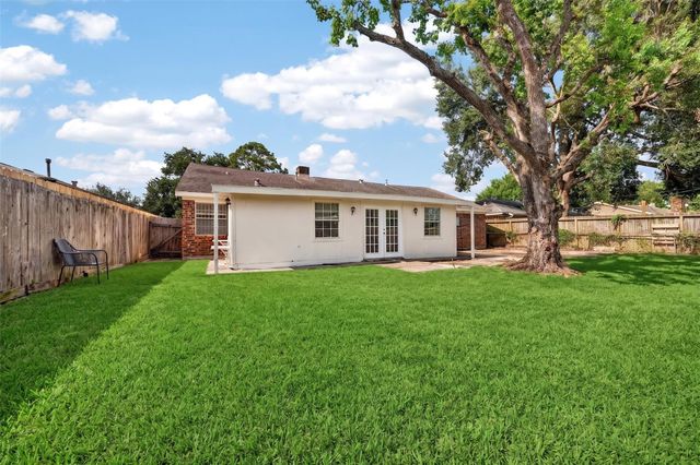 11239 Carvel Lane, Houston, TX 77072