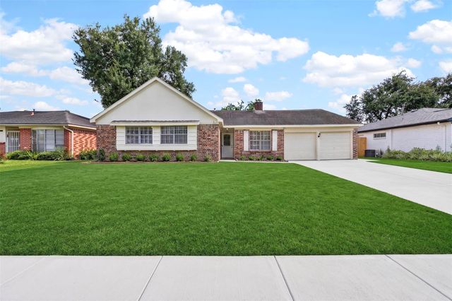 11239 Carvel Lane, Houston, TX 77072