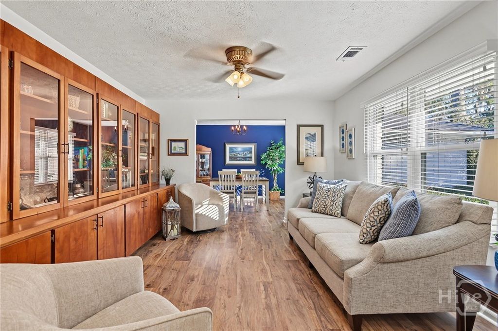 Image 13 of property listing at 126 Williamson Drive, Richmond Hill, GA 31324