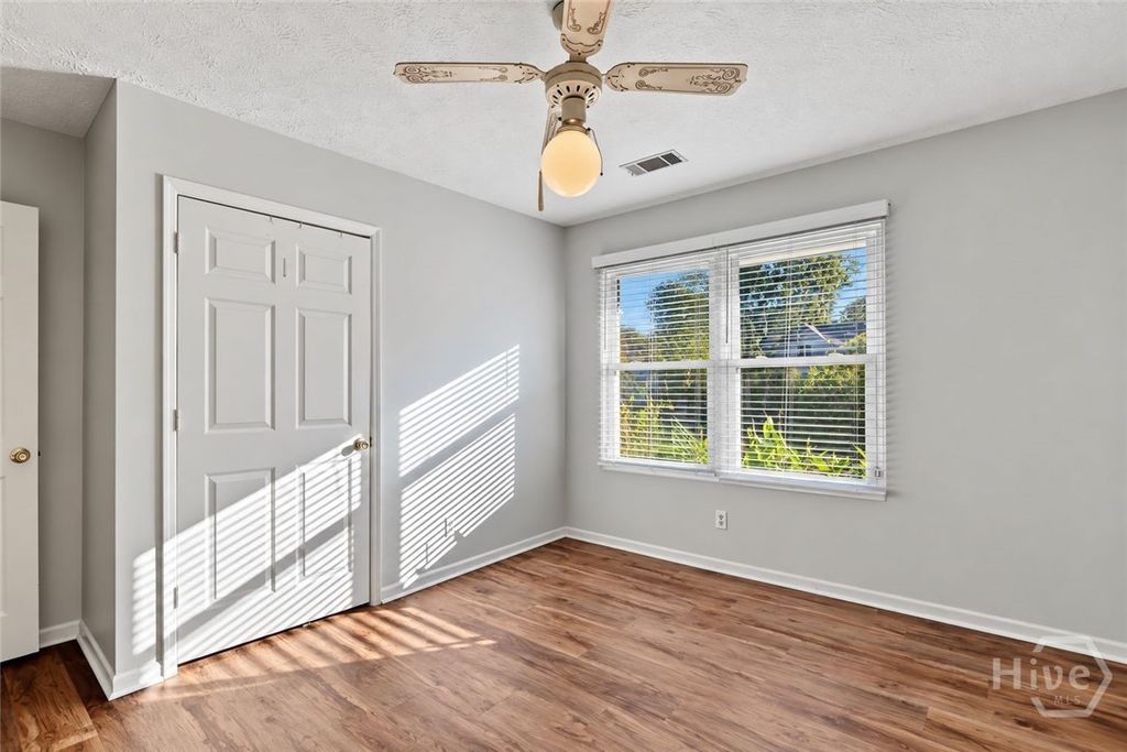 Image 25 of property listing at 126 Williamson Drive, Richmond Hill, GA 31324