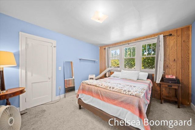 22 Elmwood Street, Grand Rapids, MI 49505