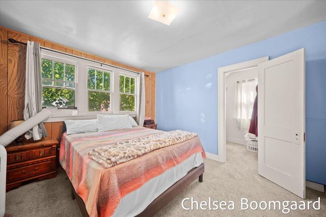 22 Elmwood Street, Grand Rapids, MI 49505