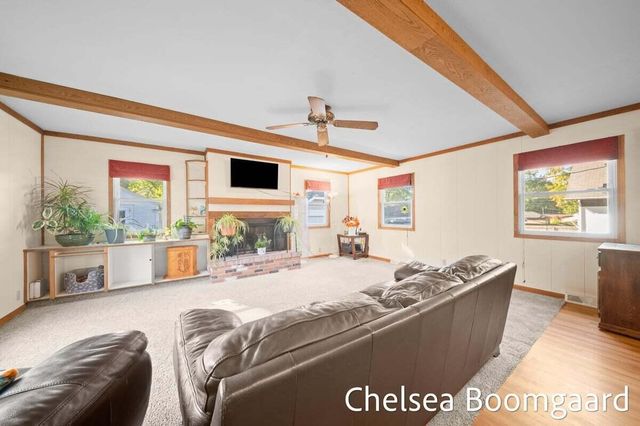 22 Elmwood Street, Grand Rapids, MI 49505