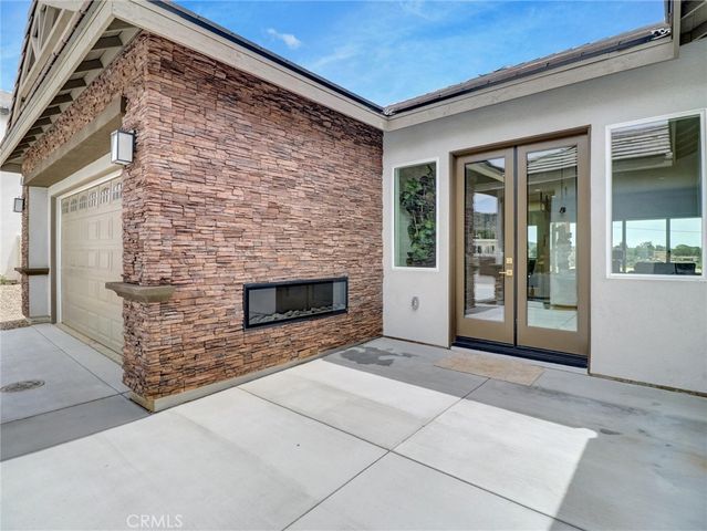 35880 Wildwood Crest Drive, Yucaipa, CA 92399