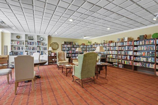 1414 Continental Drive 1207, Chattanooga, TN 37405