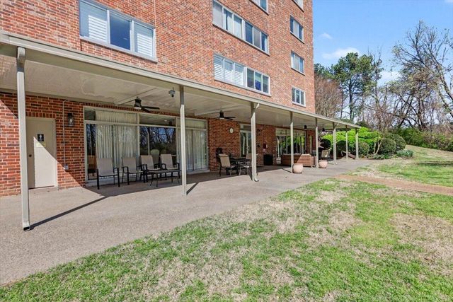 1414 Continental Drive 1207, Chattanooga, TN 37405