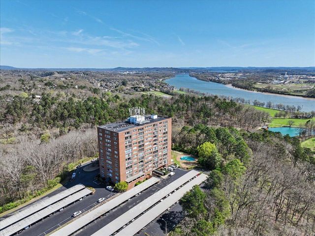 1414 Continental Drive 1207, Chattanooga, TN 37405