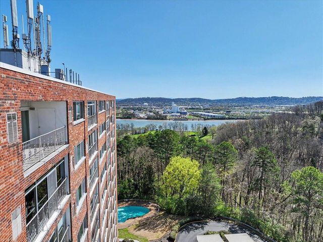 1414 Continental Drive 1207, Chattanooga, TN 37405