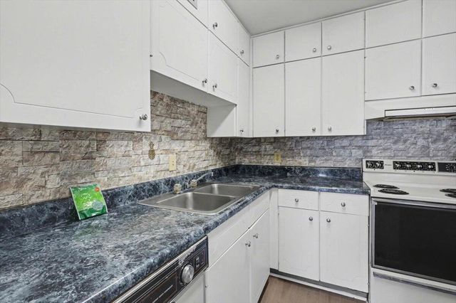 1414 Continental Drive 1207, Chattanooga, TN 37405