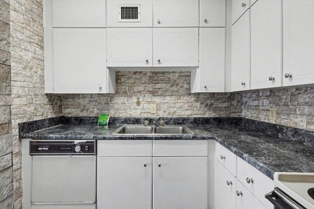 1414 Continental Drive 1207, Chattanooga, TN 37405