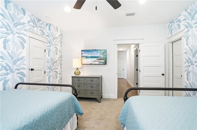 1136 Peachtree Street, St. Simons Island, GA 31522