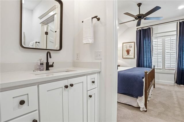1136 Peachtree Street, St. Simons Island, GA 31522