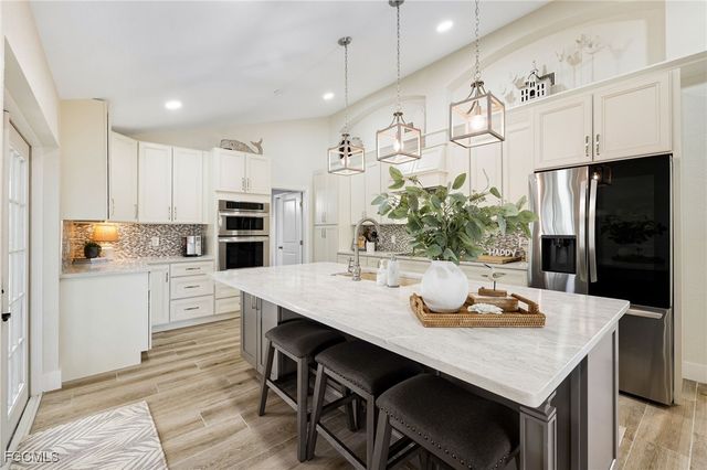 3710 SE 21st AVE, Cape Coral, FL 33904