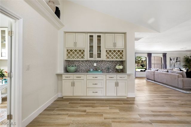 3710 SE 21st AVE, Cape Coral, FL 33904