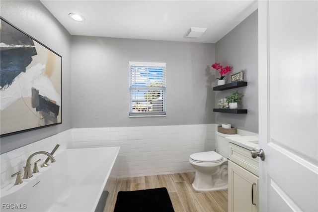 3710 SE 21st AVE, Cape Coral, FL 33904