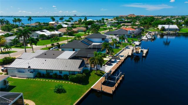 3710 SE 21st AVE, Cape Coral, FL 33904