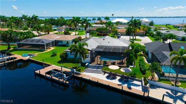 3710 SE 21st AVE, Cape Coral, FL 33904