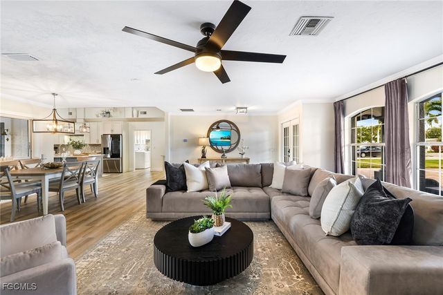 3710 SE 21st AVE, Cape Coral, FL 33904