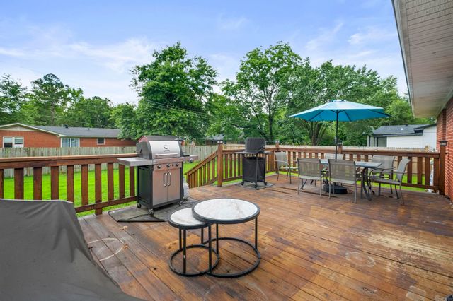 1903 W Arch Avenue, Searcy, AR 72143