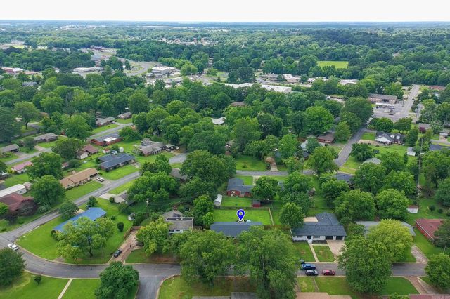 1903 W Arch Avenue, Searcy, AR 72143