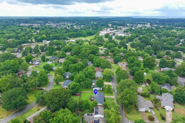 1903 W Arch Avenue, Searcy, AR 72143