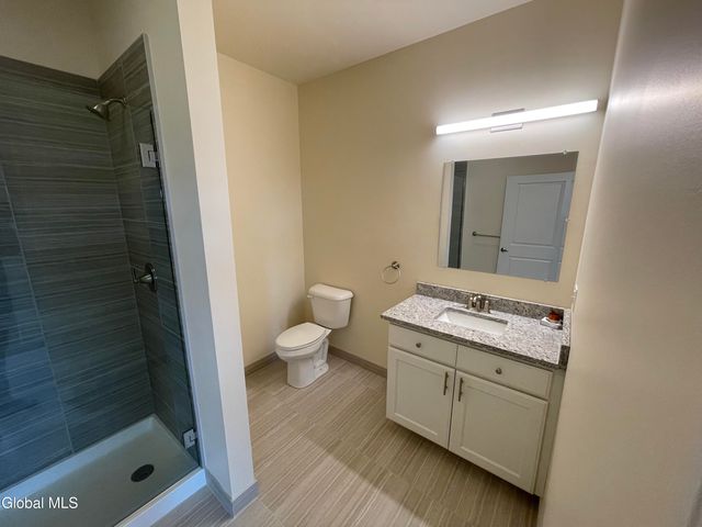 192 Erie Boulevard, Schenectady, NY 12305