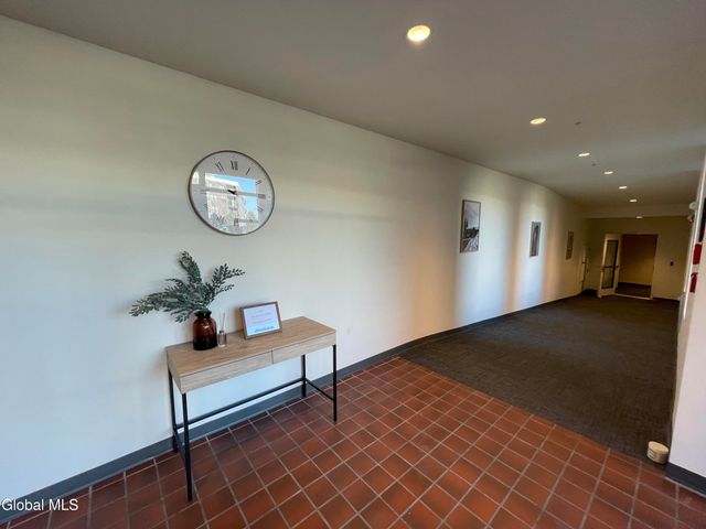 192 Erie Boulevard, Schenectady, NY 12305