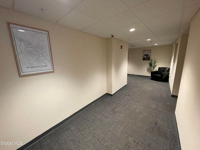 192 Erie Boulevard, Schenectady, NY 12305