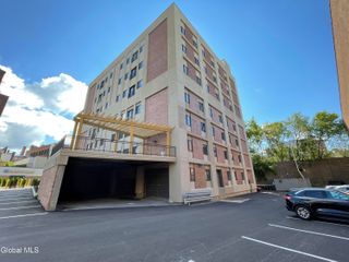 192 Erie Boulevard, Schenectady, NY 12305