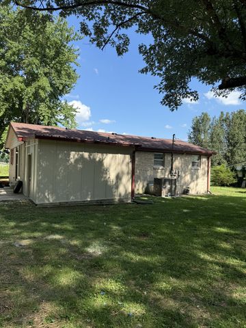 4525 Crisp Springs Rd, Mcminnville, TN 37110