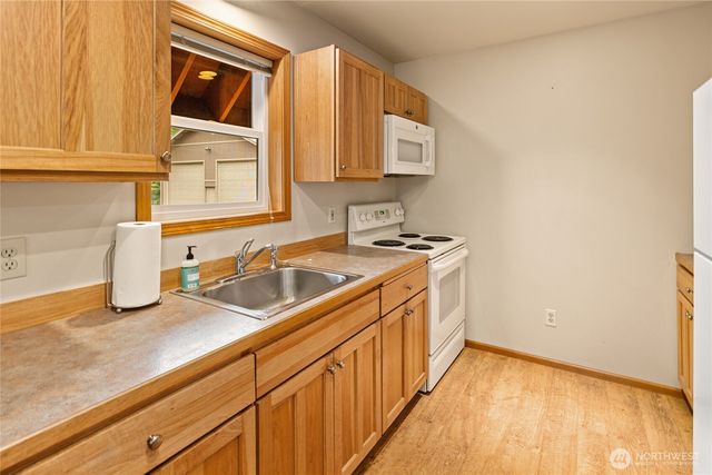 420 Vinegar Bend Road, Ronald, WA 98940