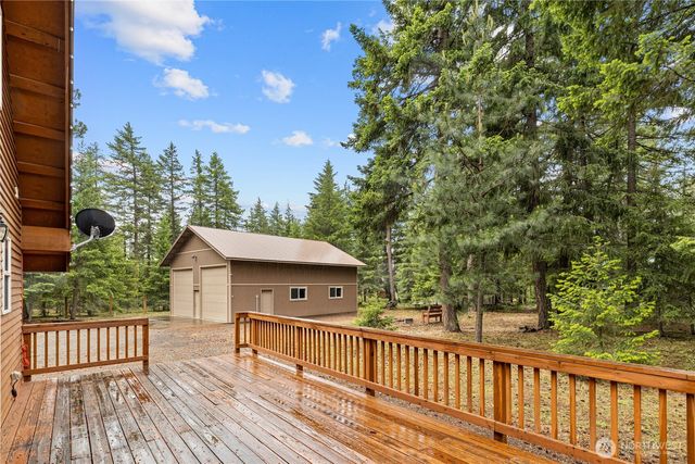 420 Vinegar Bend Road, Ronald, WA 98940