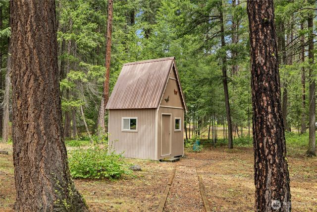 420 Vinegar Bend Road, Ronald, WA 98940